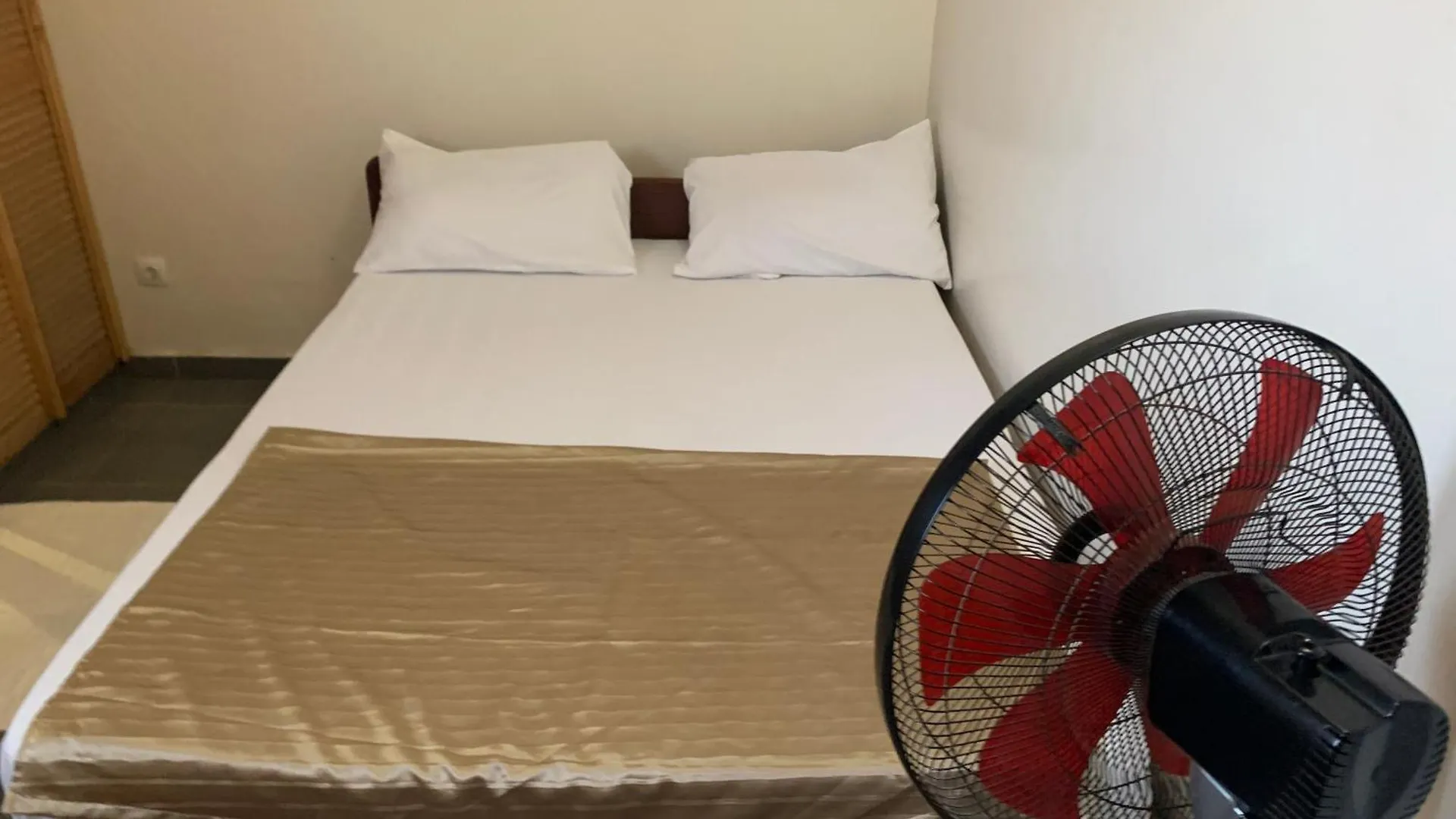Maison Toutaf Dakar Homestay